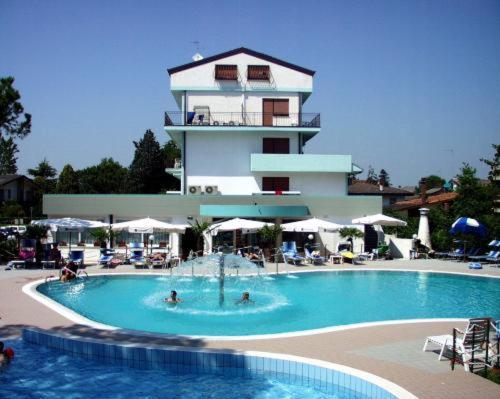 Oasi Verde Lido di Jesolo Exteriör bild